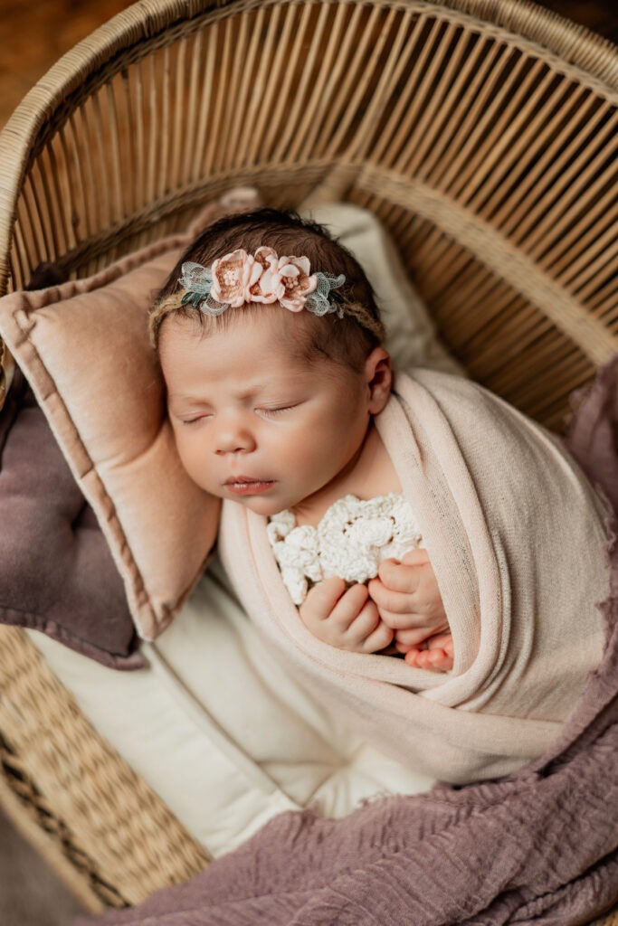 Séance photo bébé fille au studio près de Colmar en Alsace